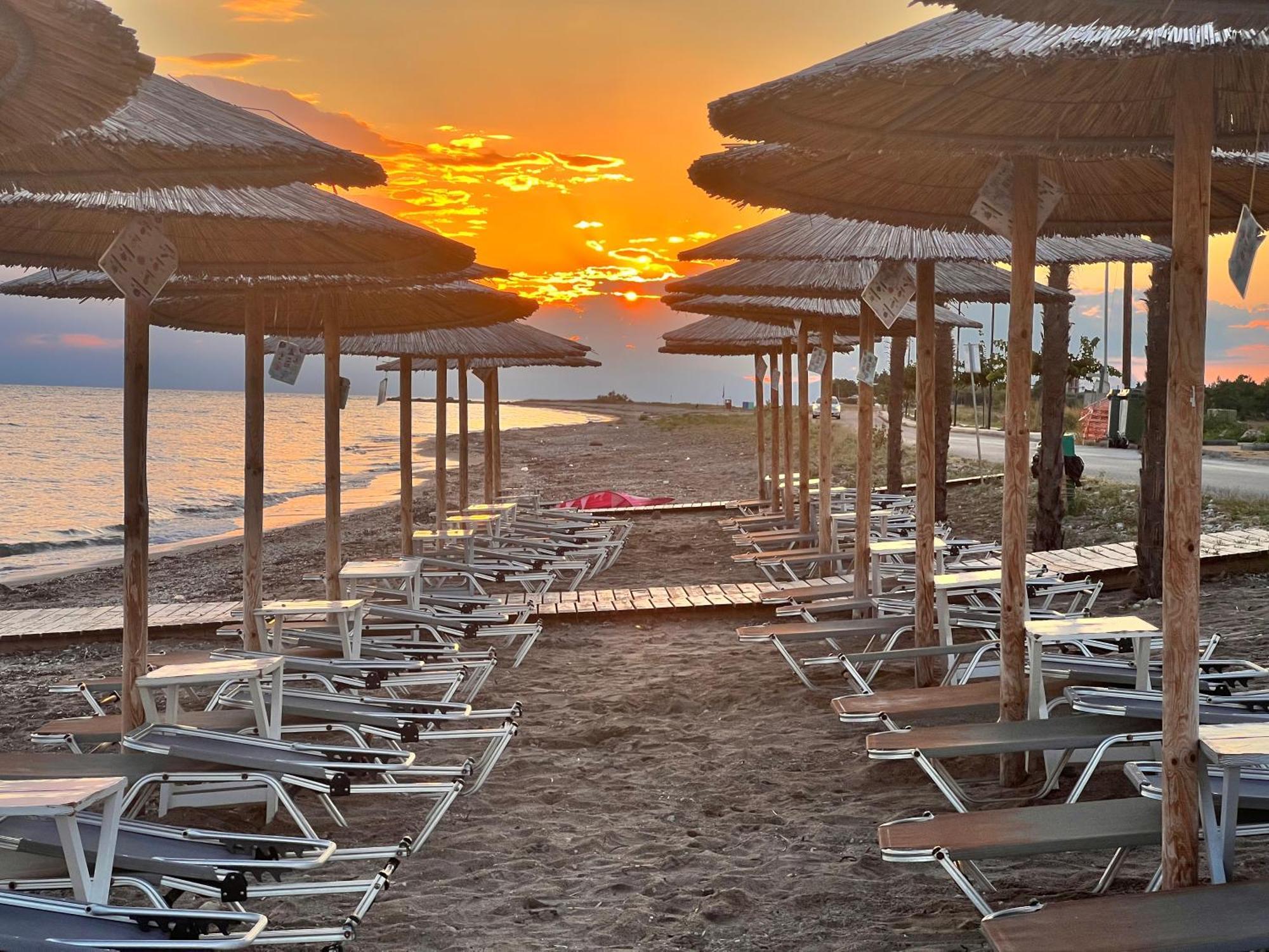 Къща Миленико На Брега На Морето Sozopoli Exterior foto